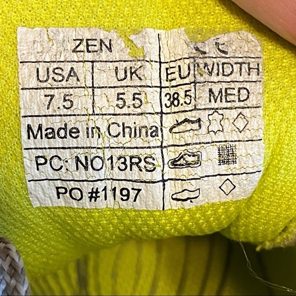 Vionic Kona Orthotic Running Shoes in Gray/Lime Size 7.5 - Picture 7 of 10